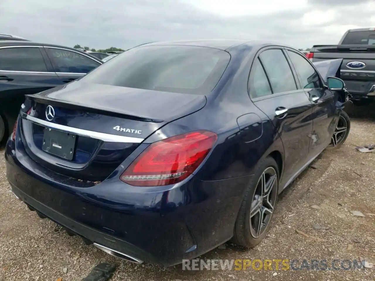 4 Photograph of a damaged car 55SWF8EBXKU293619 MERCEDES-BENZ C-CLASS 2019