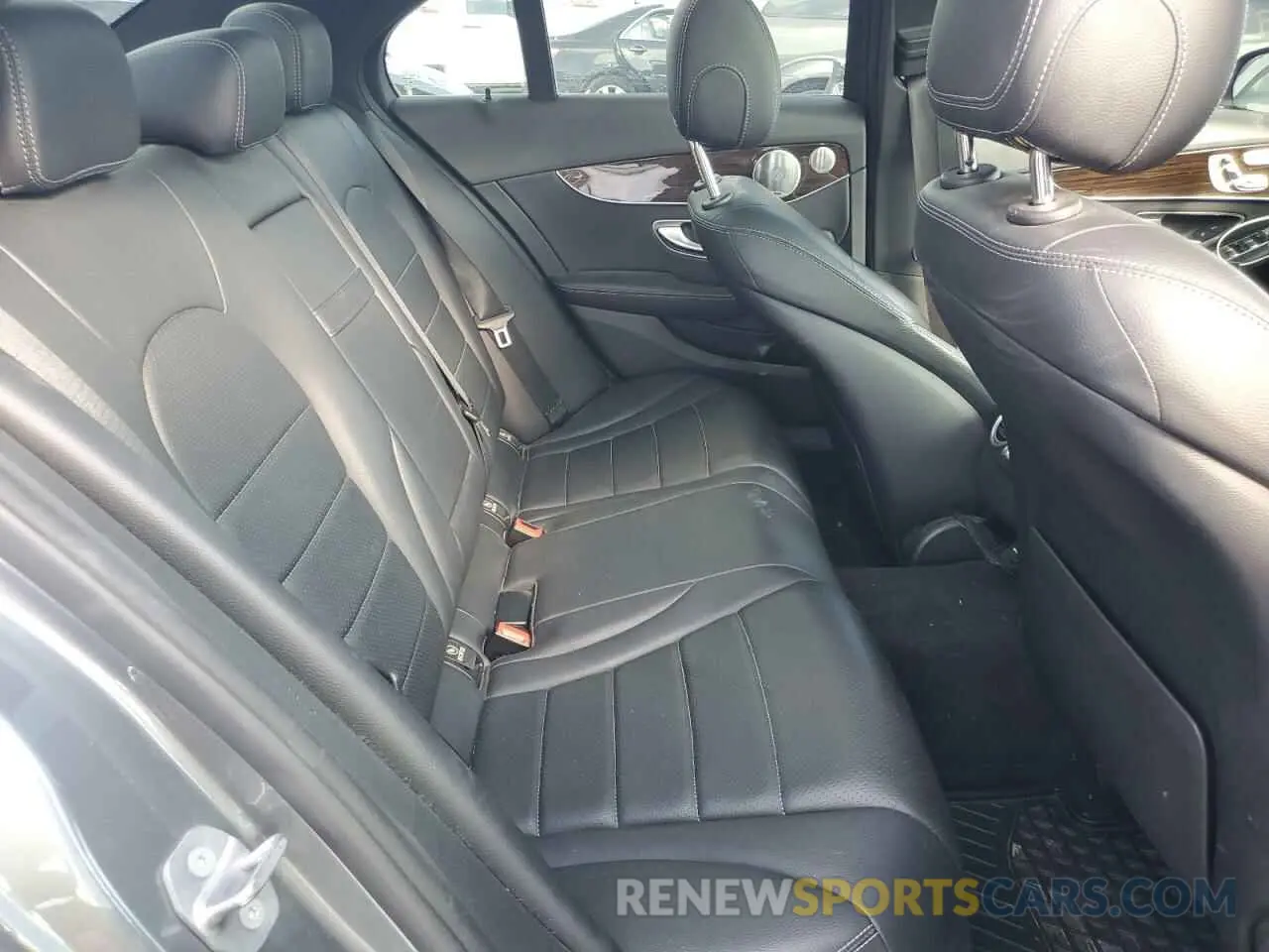 10 Photograph of a damaged car 55SWF8EBXKU300214 MERCEDES-BENZ C-CLASS 2019