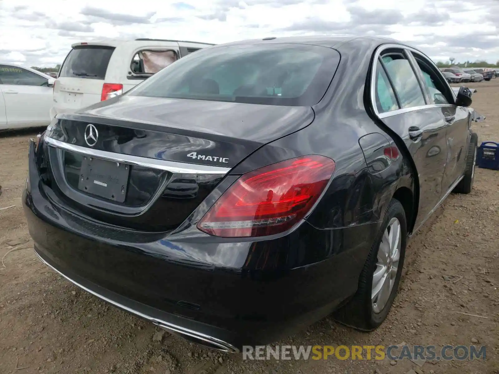 4 Photograph of a damaged car 55SWF8EBXKU315781 MERCEDES-BENZ C CLASS 2019