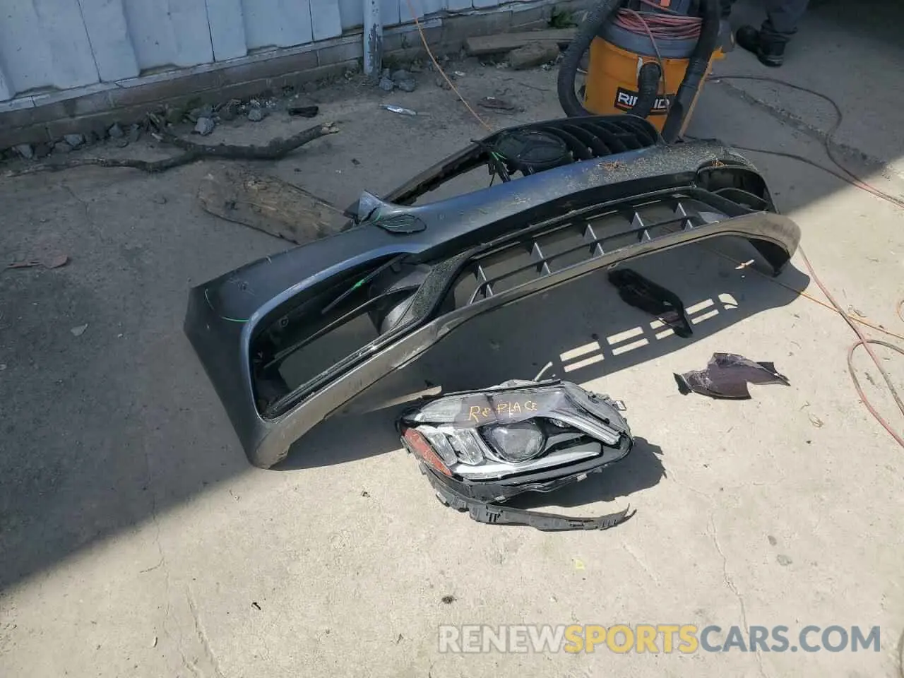 12 Photograph of a damaged car 55SWF8GB1KU318386 MERCEDES-BENZ C-CLASS 2019