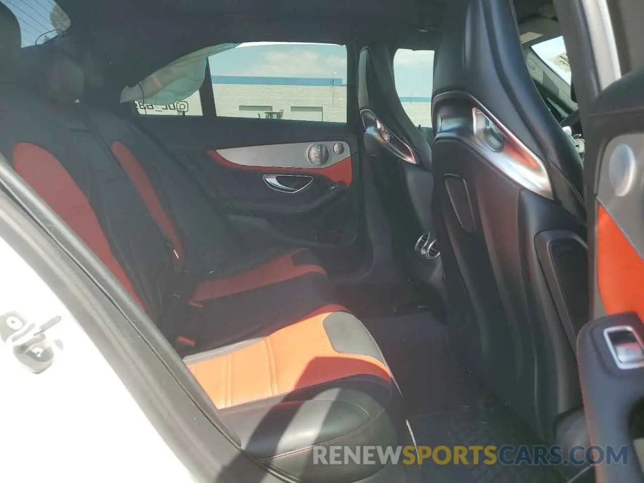 10 Photograph of a damaged car 55SWF8HB4KU318297 MERCEDES-BENZ C-CLASS 2019