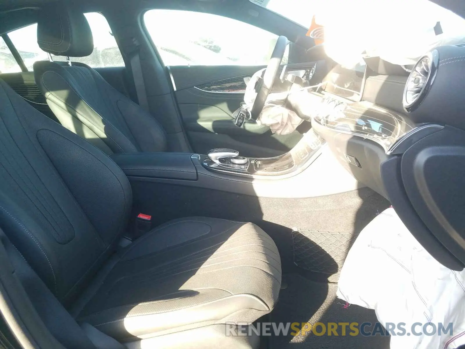 5 Photograph of a damaged car WDD2J5JB4KA028342 MERCEDES-BENZ C CLASS 2019