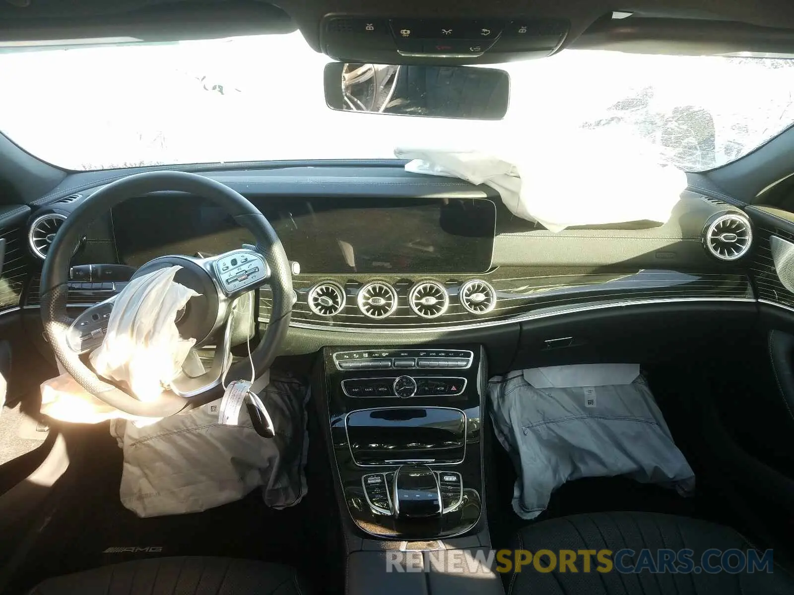 9 Photograph of a damaged car WDD2J5JB4KA028342 MERCEDES-BENZ C CLASS 2019