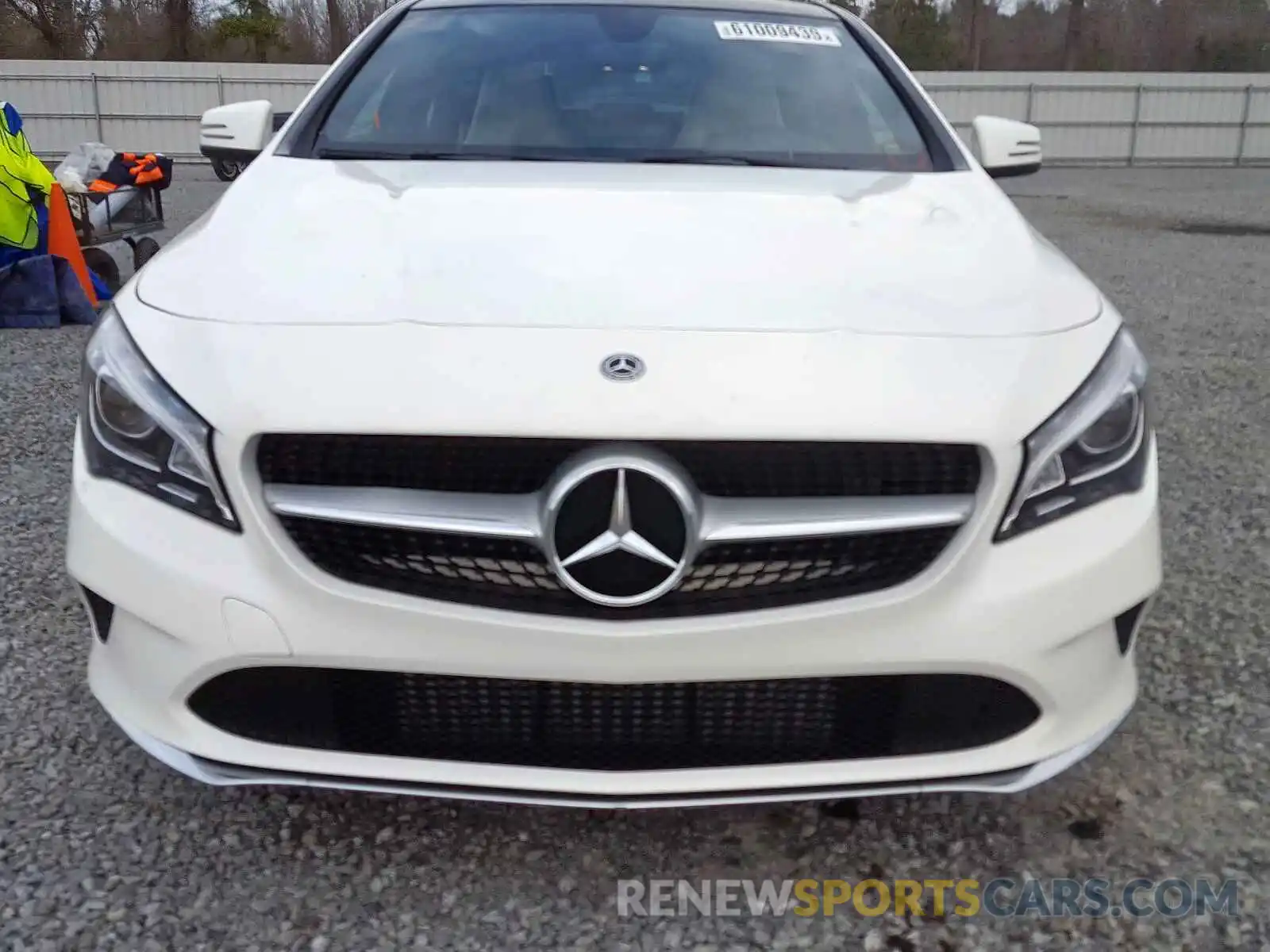 9 Photograph of a damaged car WDDSJ4EB2KN717602 MERCEDES-BENZ C CLASS 2019