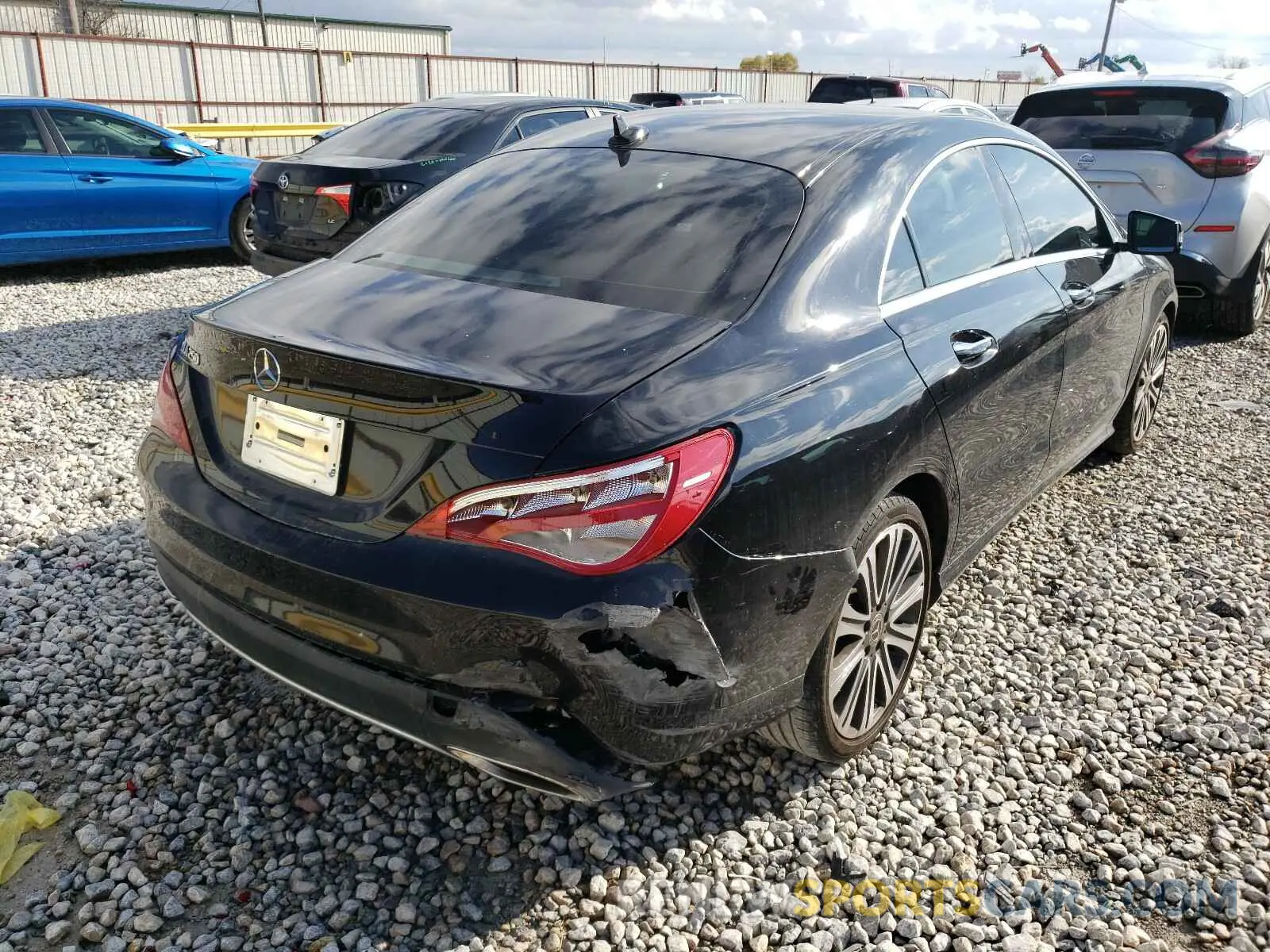 4 Photograph of a damaged car WDDSJ4EB9KN709142 MERCEDES-BENZ C CLASS 2019