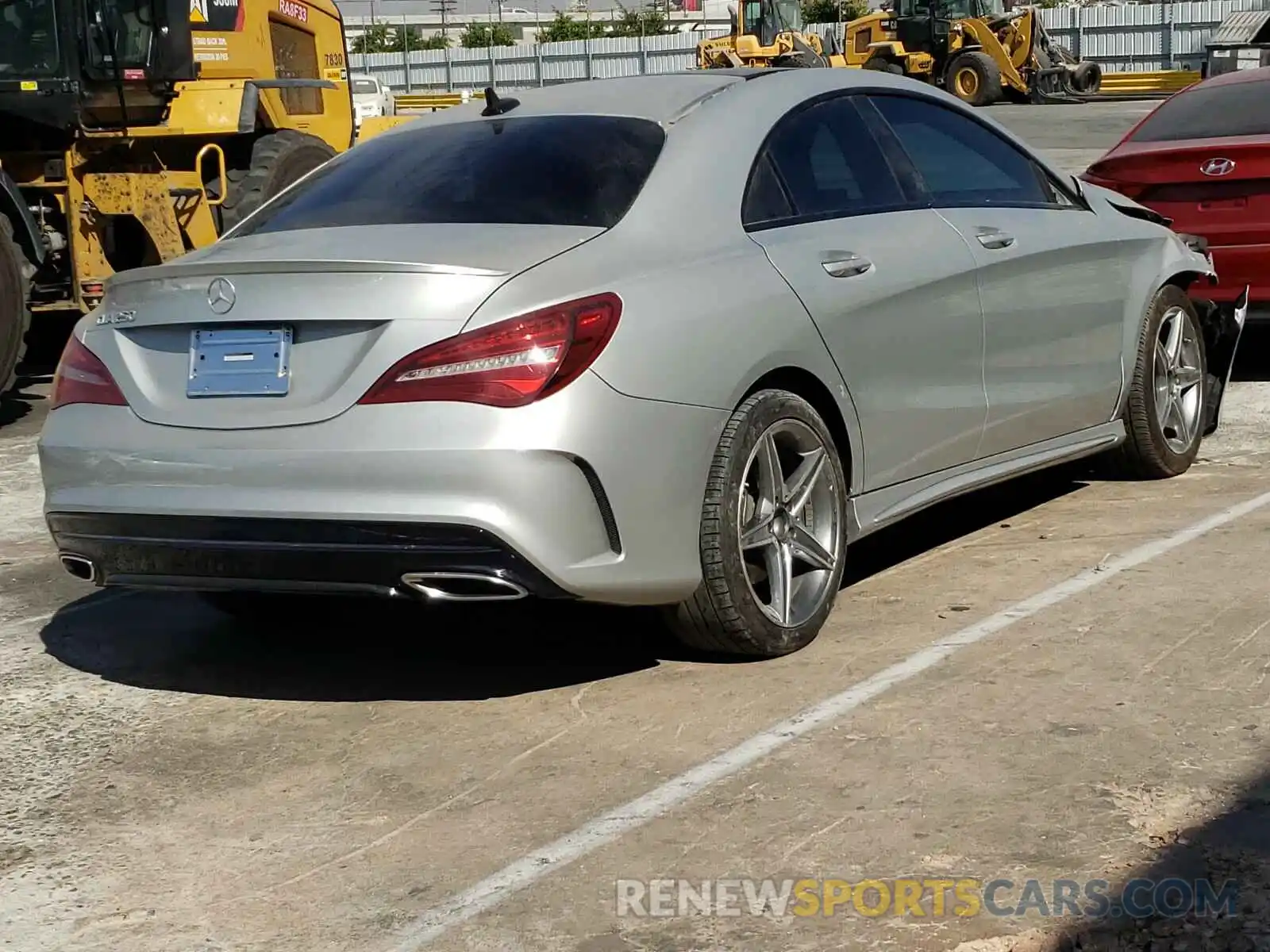 4 Photograph of a damaged car WDDSJ4EBXKN699771 MERCEDES-BENZ C CLASS 2019