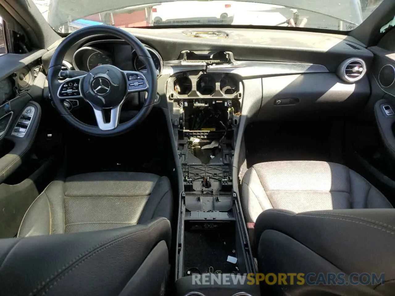 8 Photograph of a damaged car WDDWF8DB1KR483148 MERCEDES-BENZ C-CLASS 2019