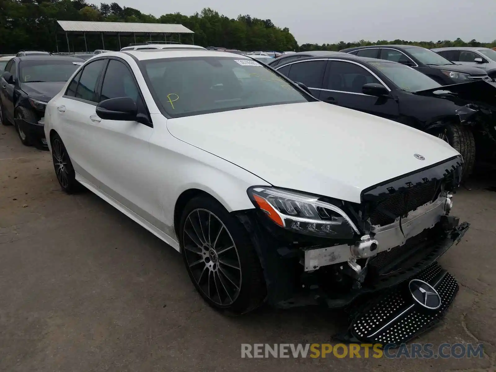 1 Photograph of a damaged car WDDWF8DB1KR483182 MERCEDES-BENZ C CLASS 2019