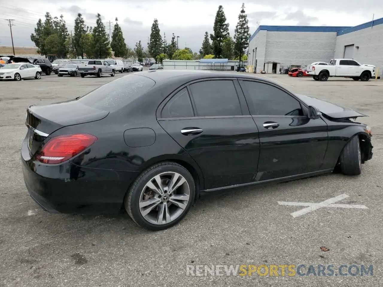 3 Photograph of a damaged car WDDWF8DB1KR483781 MERCEDES-BENZ C-CLASS 2019