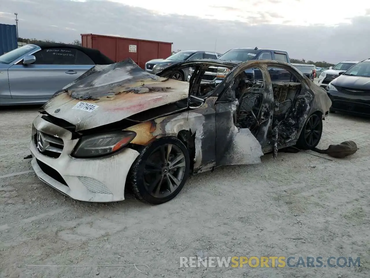 1 Photograph of a damaged car WDDWF8DB1KR519422 MERCEDES-BENZ C-CLASS 2019