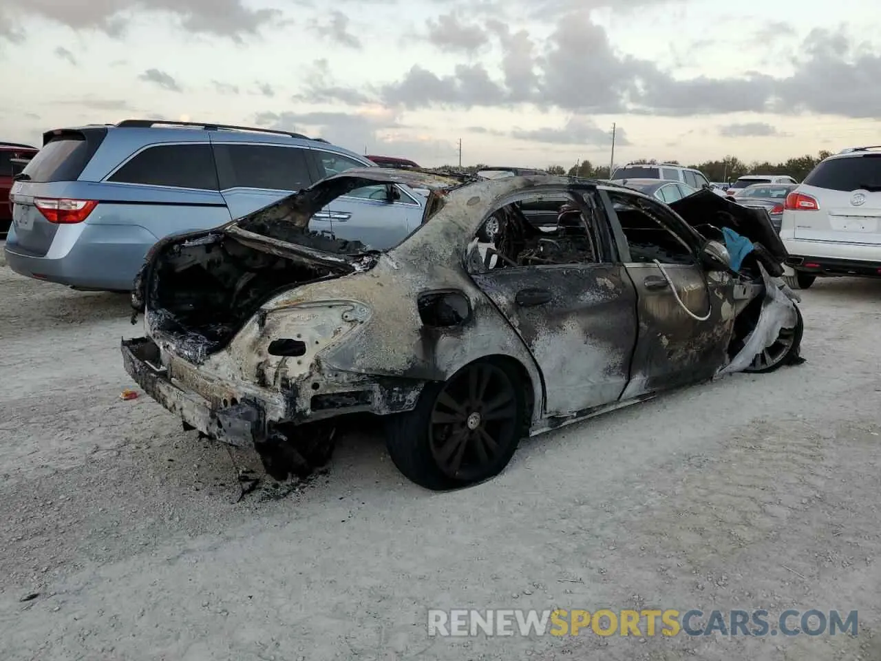 3 Photograph of a damaged car WDDWF8DB1KR519422 MERCEDES-BENZ C-CLASS 2019