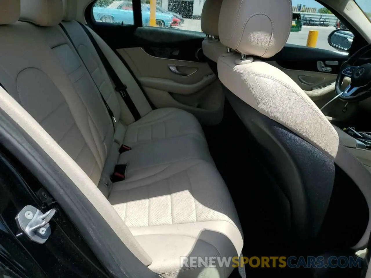 10 Photograph of a damaged car WDDWF8DB2KR482025 MERCEDES-BENZ C-CLASS 2019