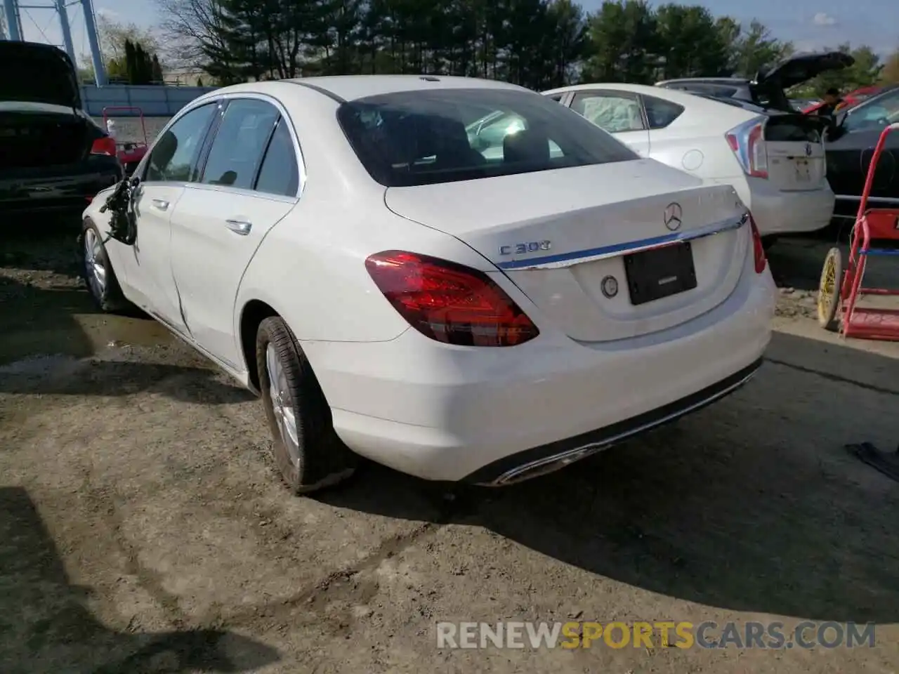 3 Photograph of a damaged car WDDWF8EB3KR514933 MERCEDES-BENZ C-CLASS 2019