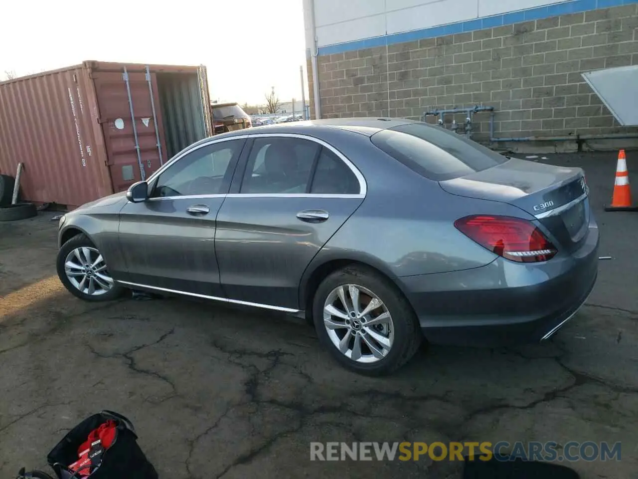 2 Photograph of a damaged car WDDWF8EB4KR483269 MERCEDES-BENZ C-CLASS 2019