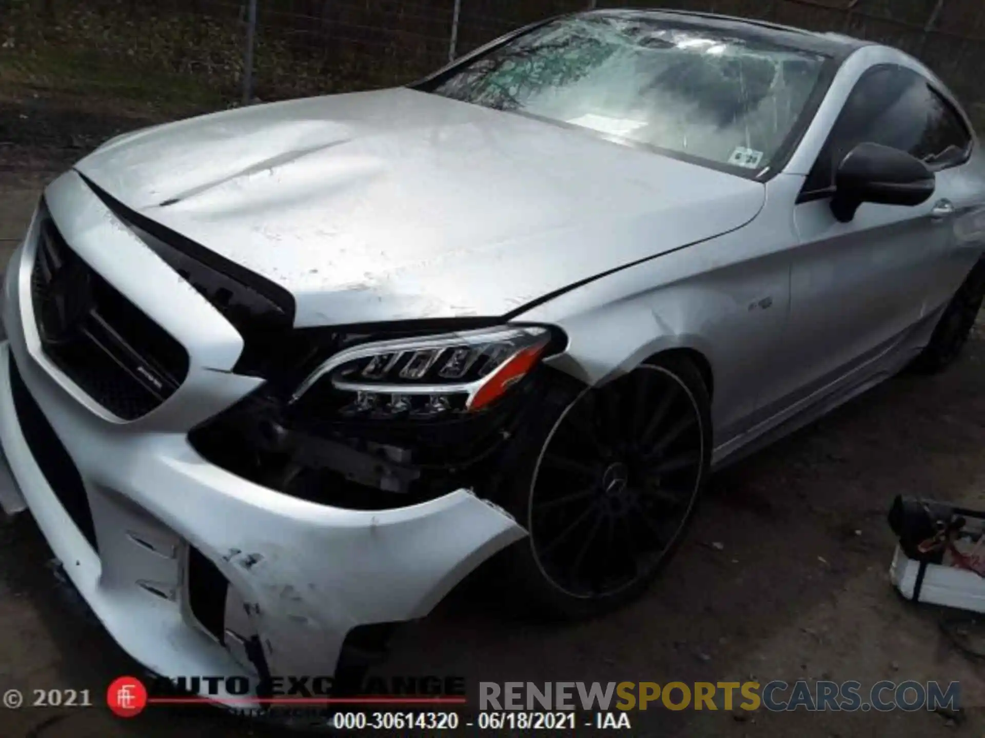 1 Photograph of a damaged car WDDWJ6EB2KF823815 MERCEDES-BENZ C-CLASS 2019