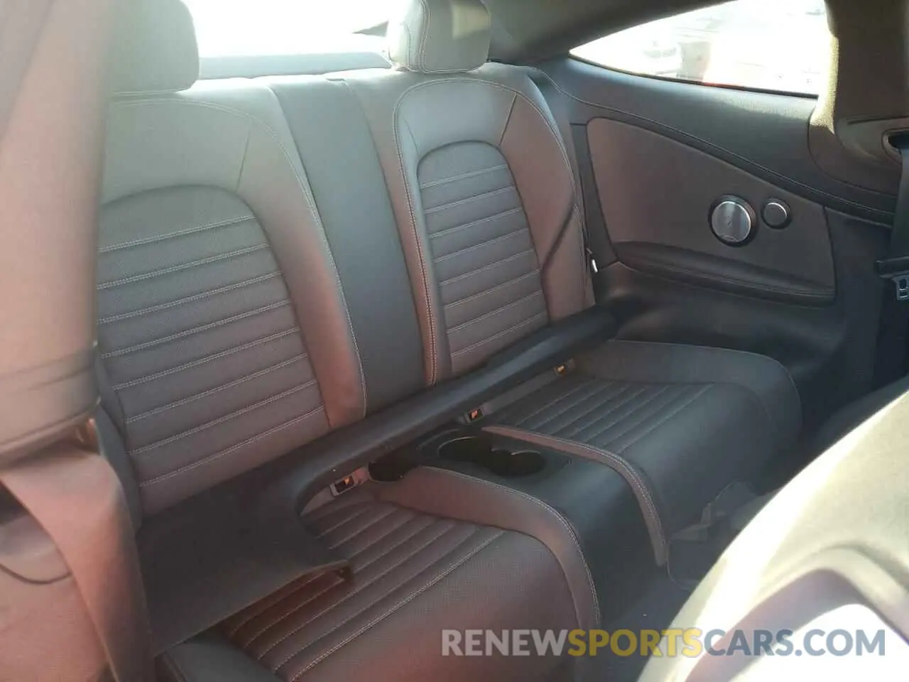 10 Photograph of a damaged car WDDWJ6EB5KF822187 MERCEDES-BENZ C-CLASS 2019