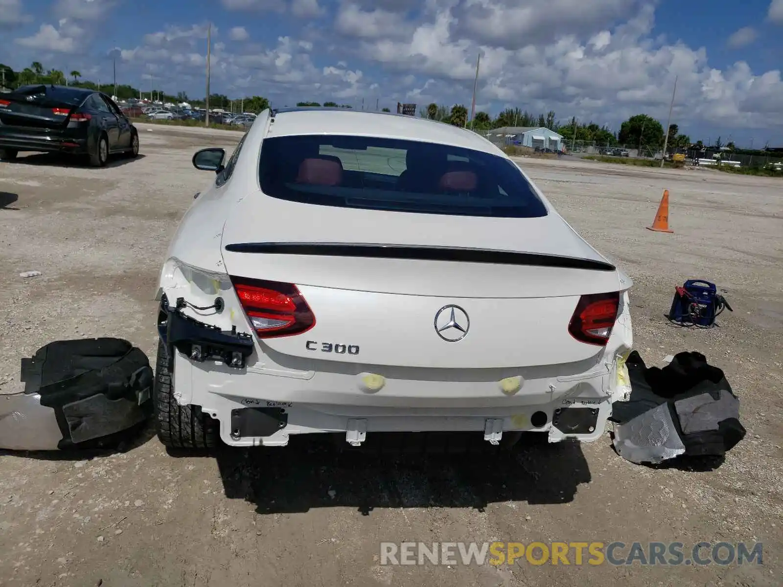 9 Photograph of a damaged car WDDWJ8DB6KF858869 MERCEDES-BENZ C-CLASS 2019