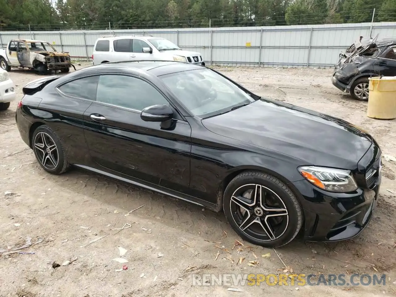 4 Photograph of a damaged car WDDWJ8EB2KF845759 MERCEDES-BENZ C-CLASS 2019