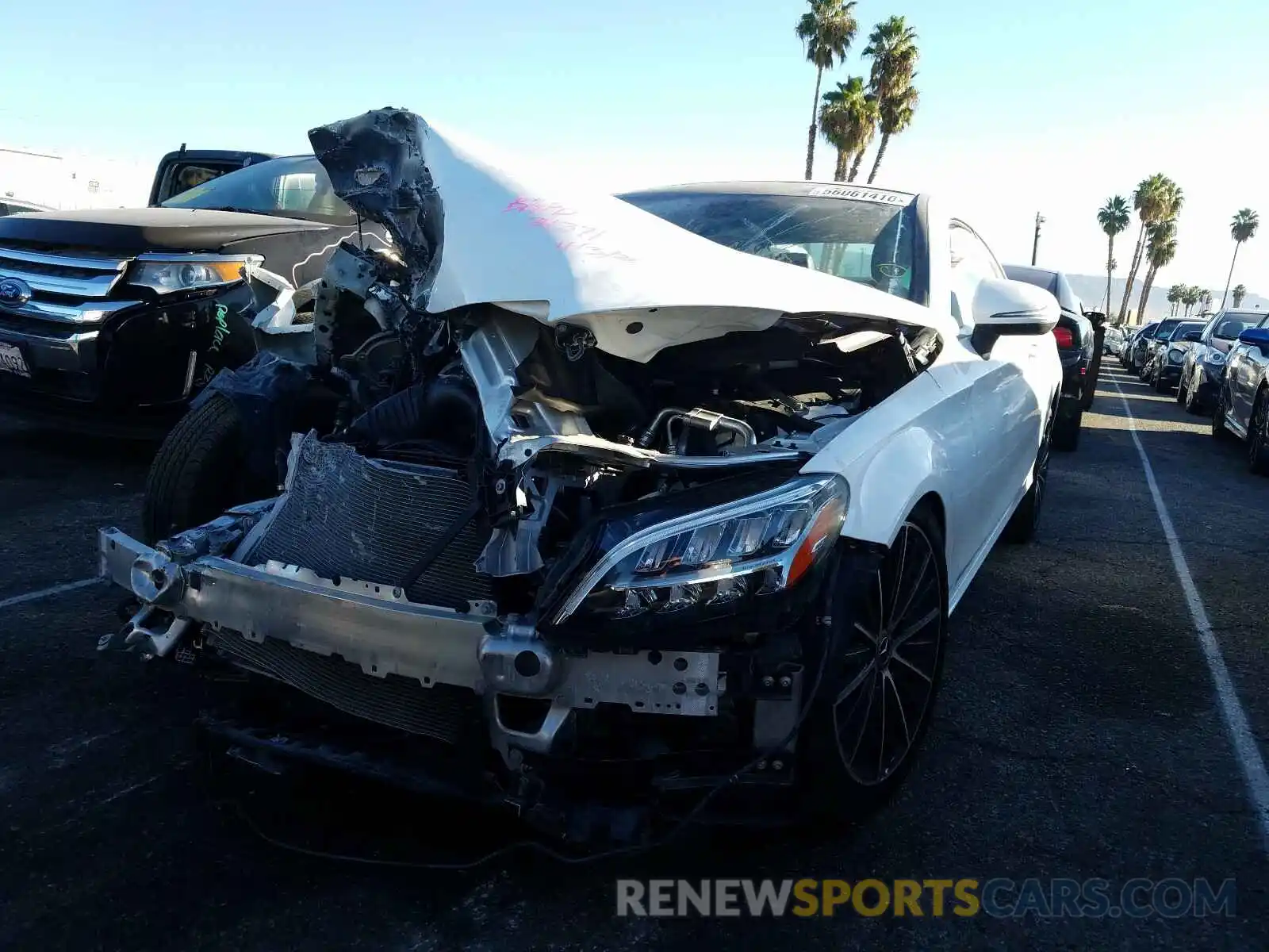 2 Photograph of a damaged car WDDWJ8EB4KF769400 MERCEDES-BENZ C CLASS 2019