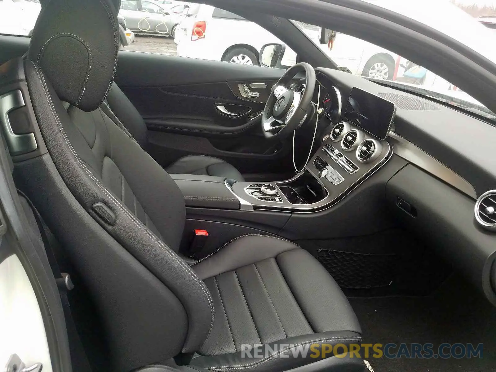 5 Photograph of a damaged car WDDWJ8EB9KF842812 MERCEDES-BENZ C CLASS 2019