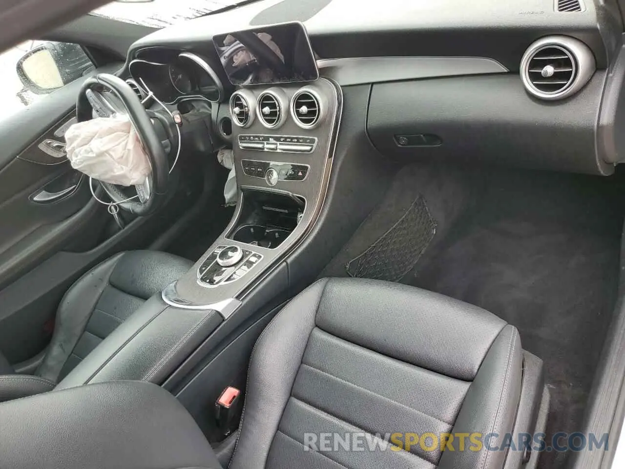 8 Photograph of a damaged car WDDWJ8EBXKF837960 MERCEDES-BENZ C-CLASS 2019