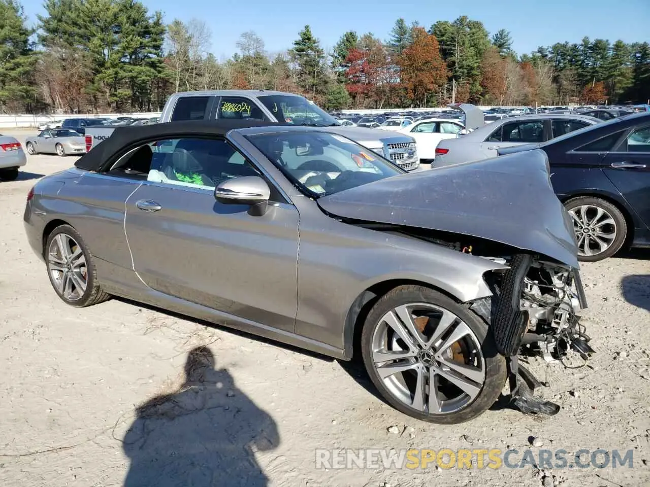 4 Photograph of a damaged car WDDWK8DB0KF847749 MERCEDES-BENZ C-CLASS 2019