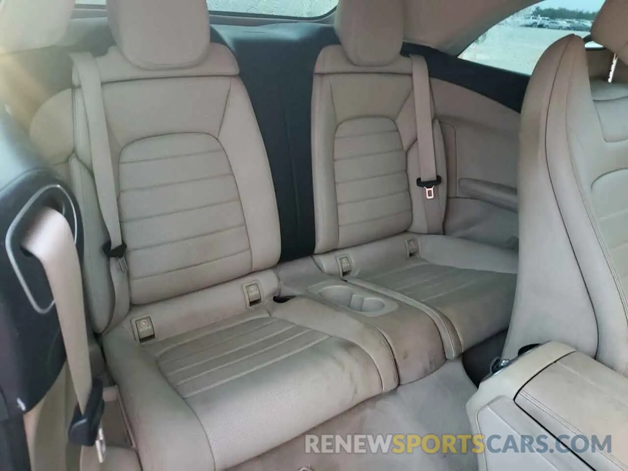 10 Photograph of a damaged car WDDWK8DB2KF882504 MERCEDES-BENZ C-CLASS 2019