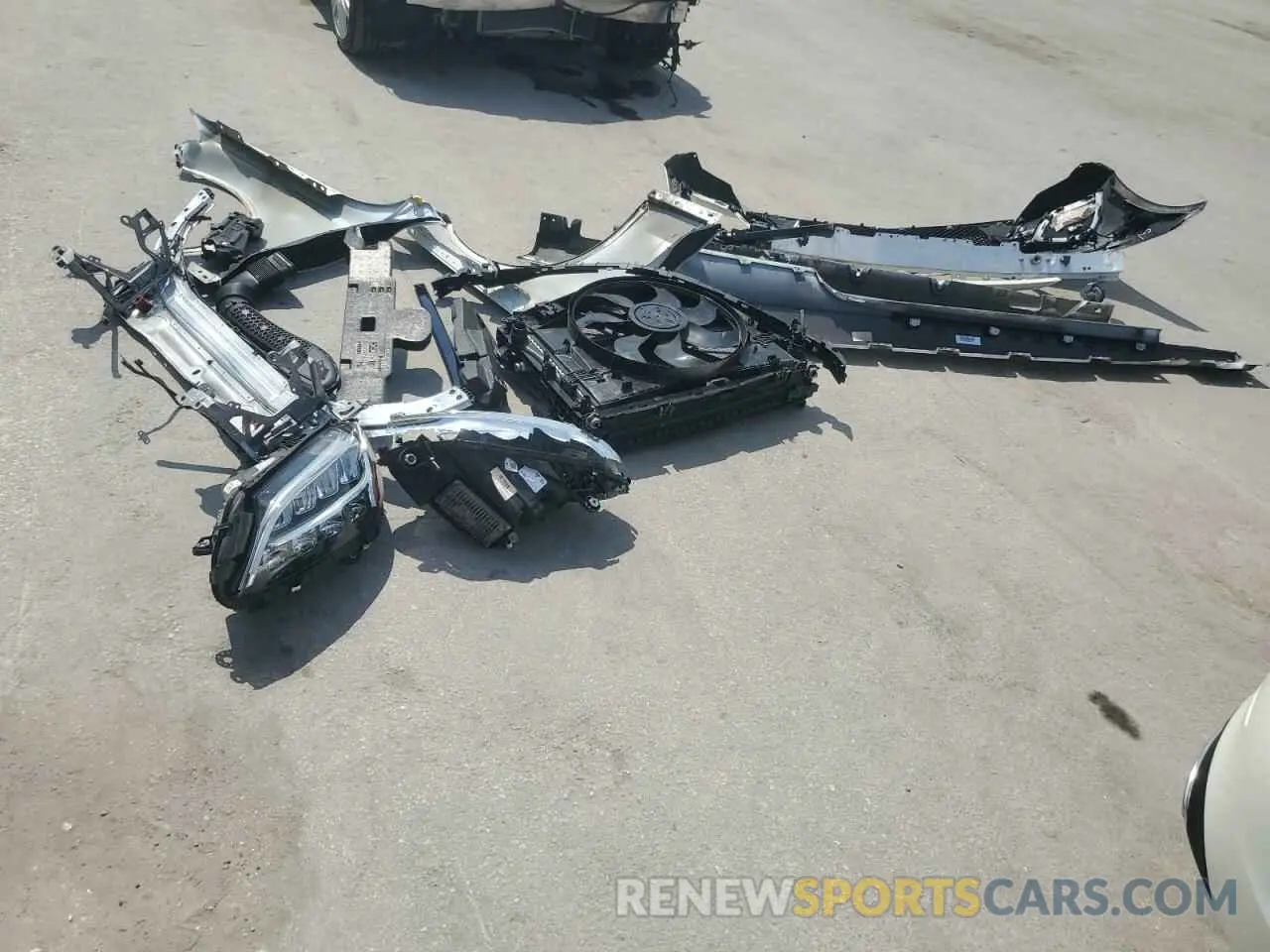 12 Photograph of a damaged car WDDWK8DB4KF796515 MERCEDES-BENZ C-CLASS 2019