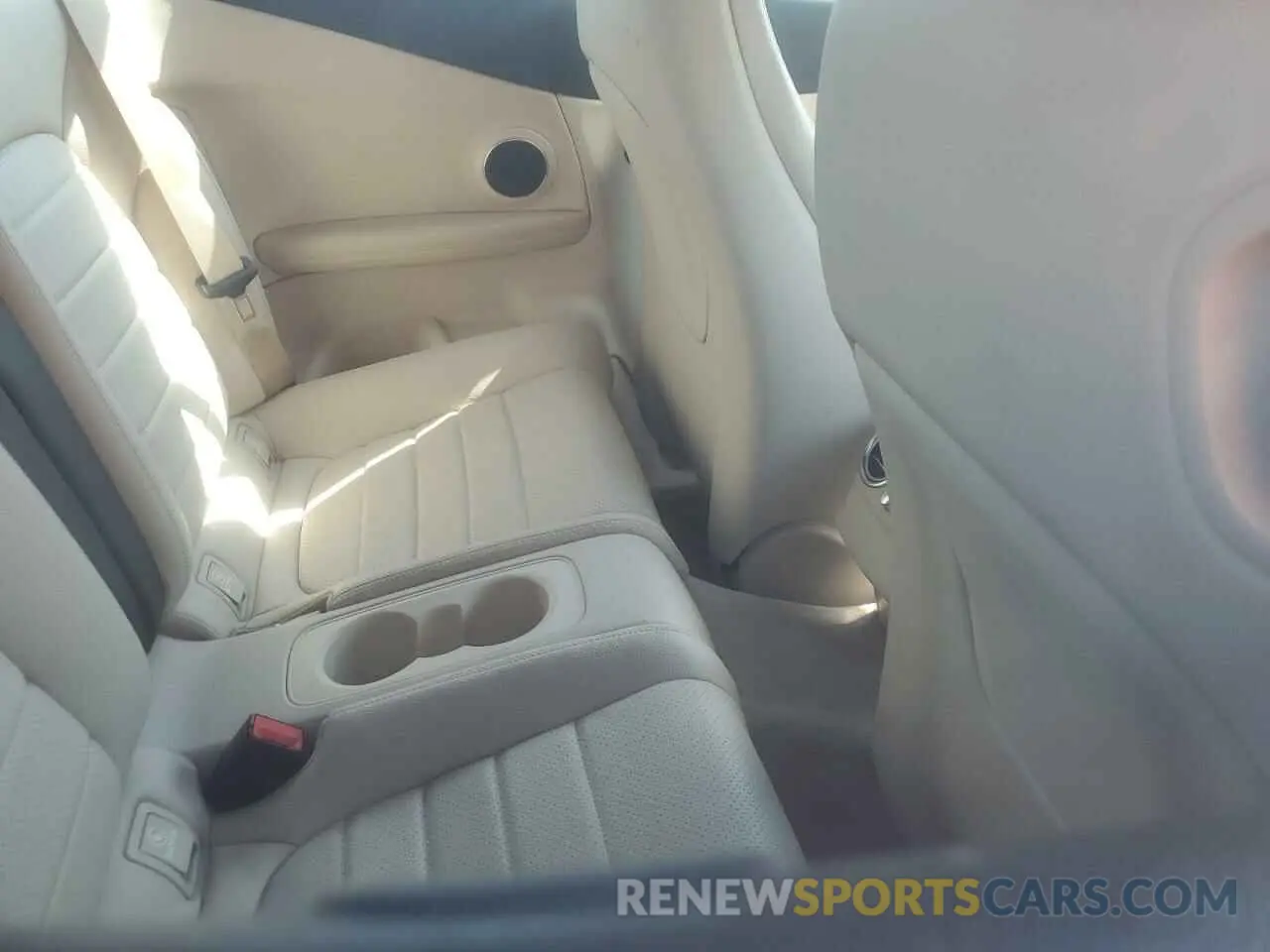 10 Photograph of a damaged car WDDWK8DB9KF825782 MERCEDES-BENZ C-CLASS 2019