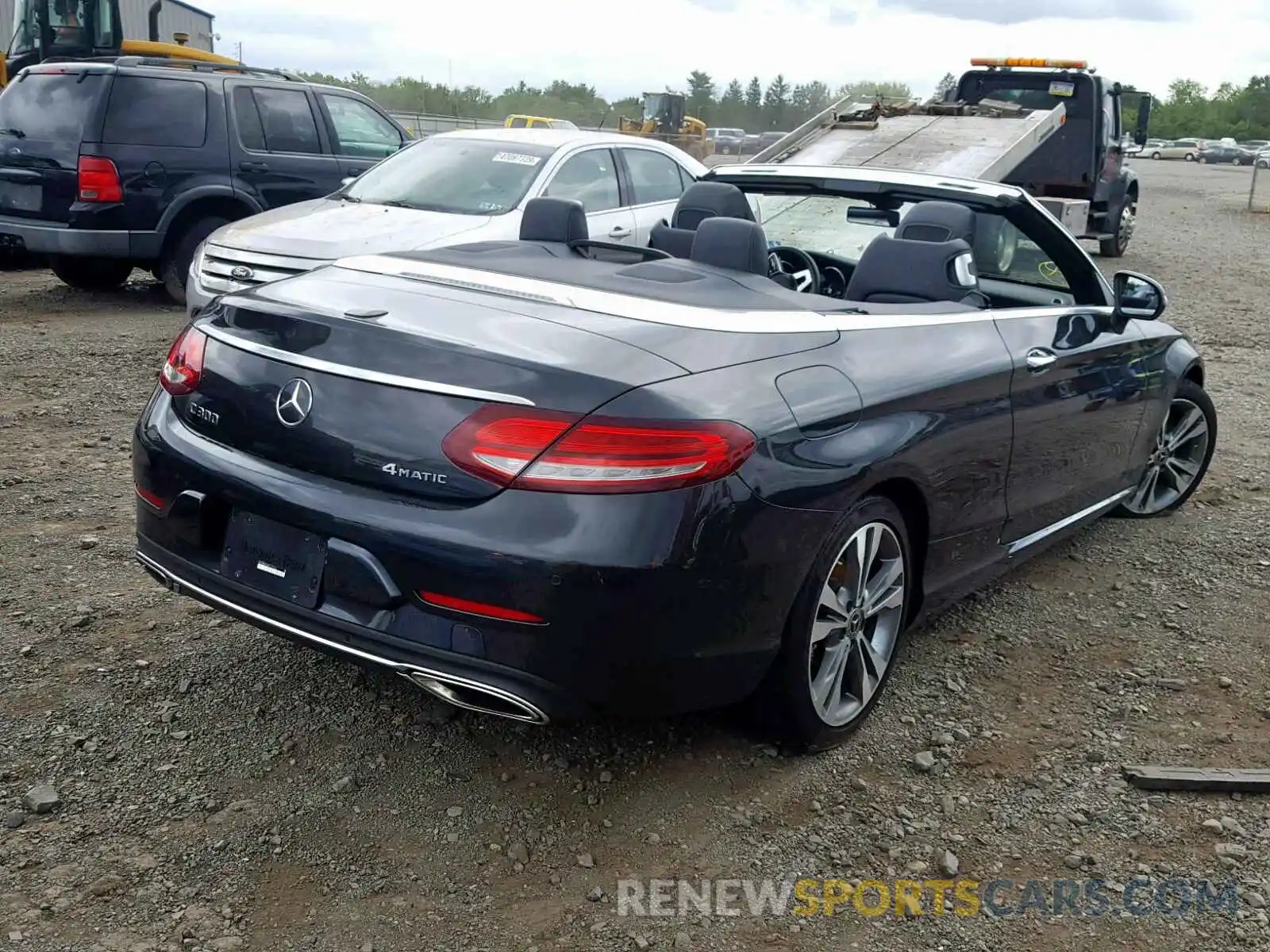 4 Photograph of a damaged car WDDWK8EB0KF779533 MERCEDES-BENZ C CLASS 2019