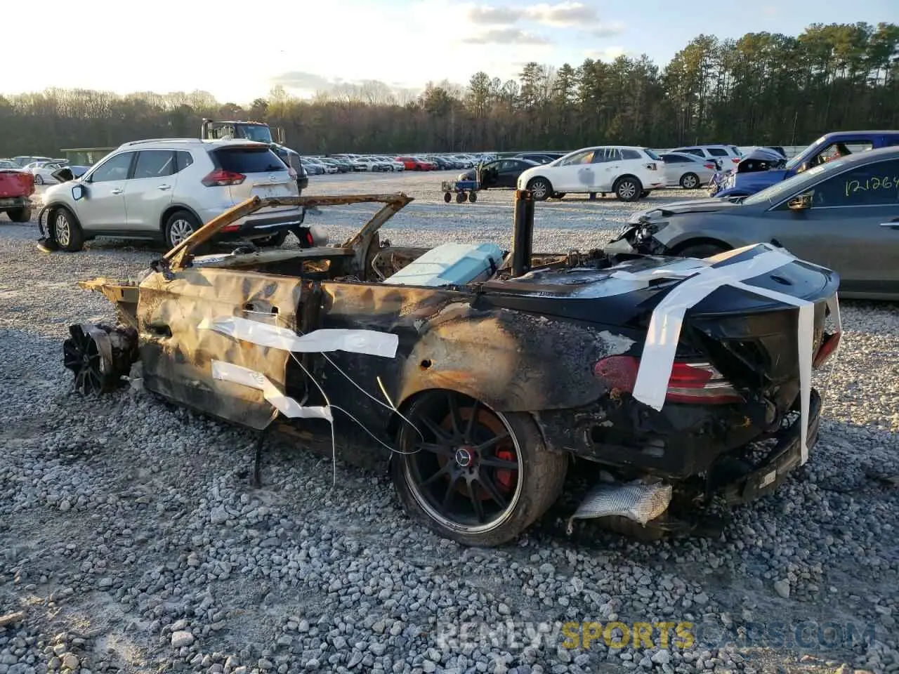 2 Photograph of a damaged car WDDWK8HB8KF846584 MERCEDES-BENZ C-CLASS 2019