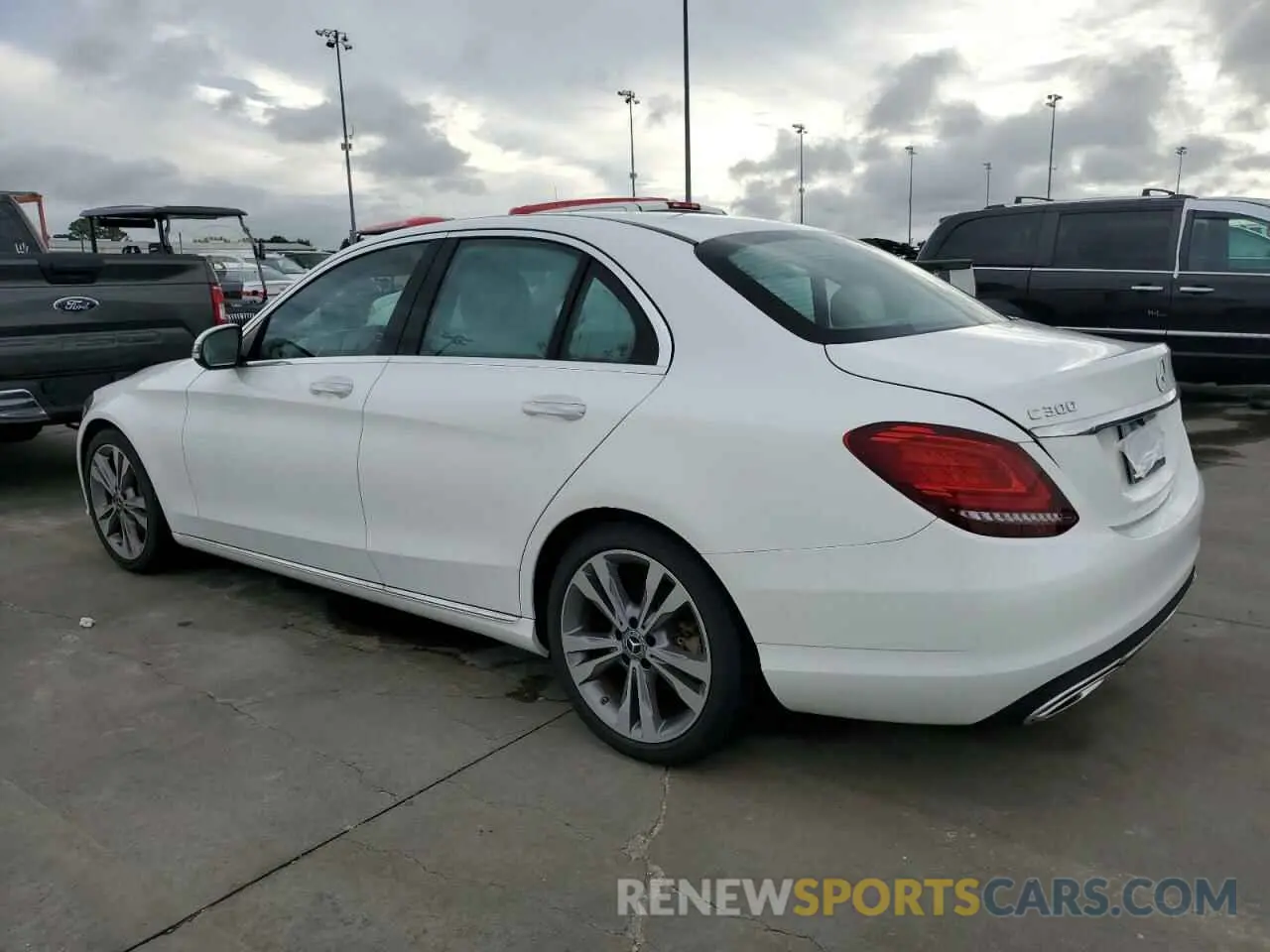2 Photograph of a damaged car 55SWF8DB1LU332665 MERCEDES-BENZ C-CLASS 2020