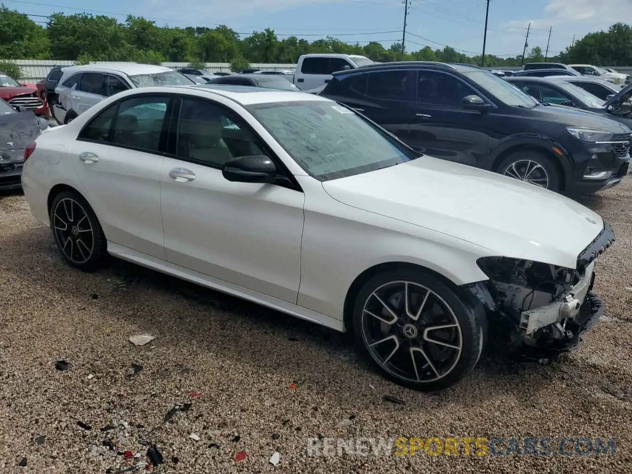 4 Photograph of a damaged car 55SWF8DB3LU325846 MERCEDES-BENZ C-CLASS 2020