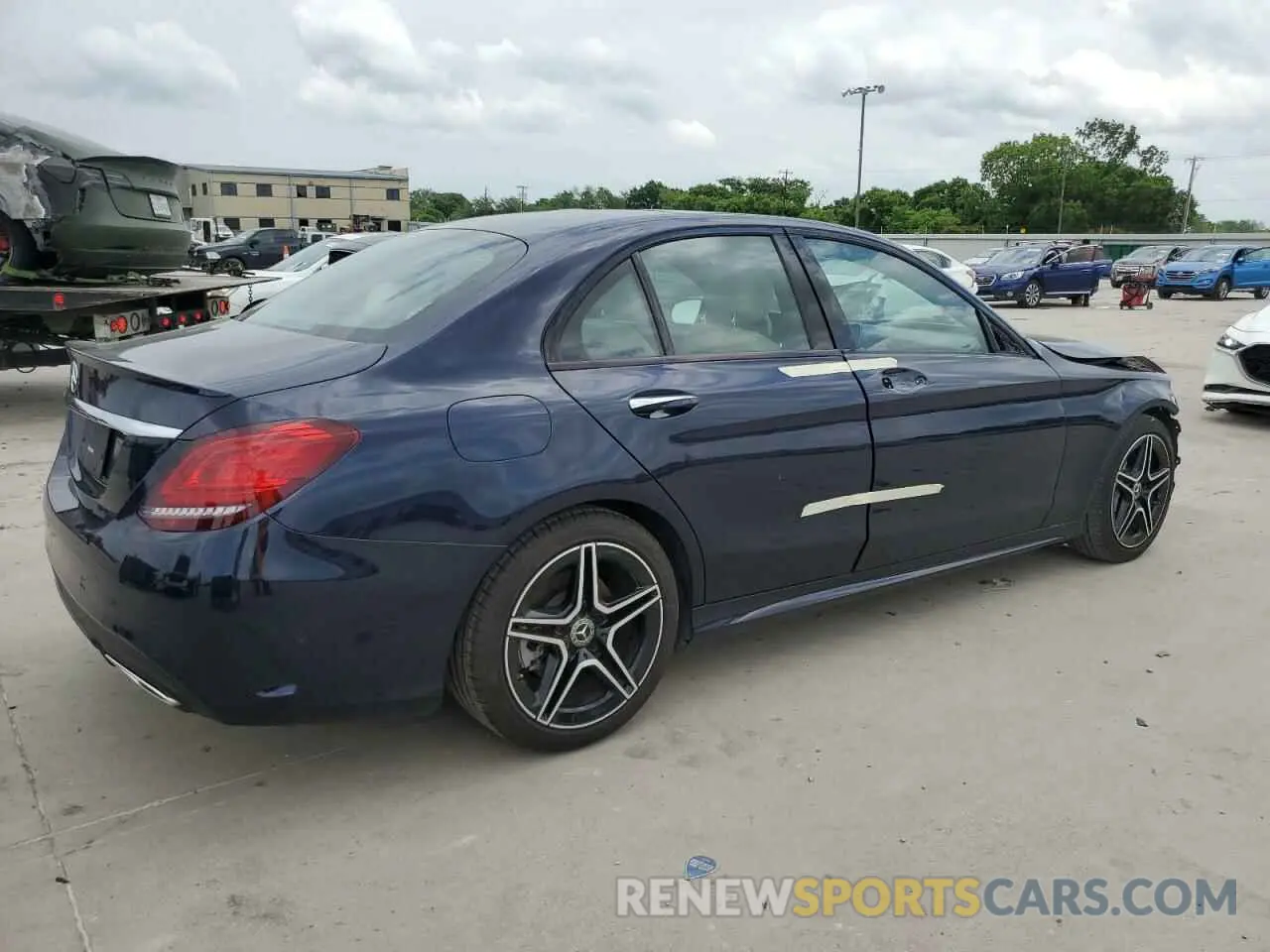 3 Photograph of a damaged car 55SWF8DB7LU326367 MERCEDES-BENZ C-CLASS 2020