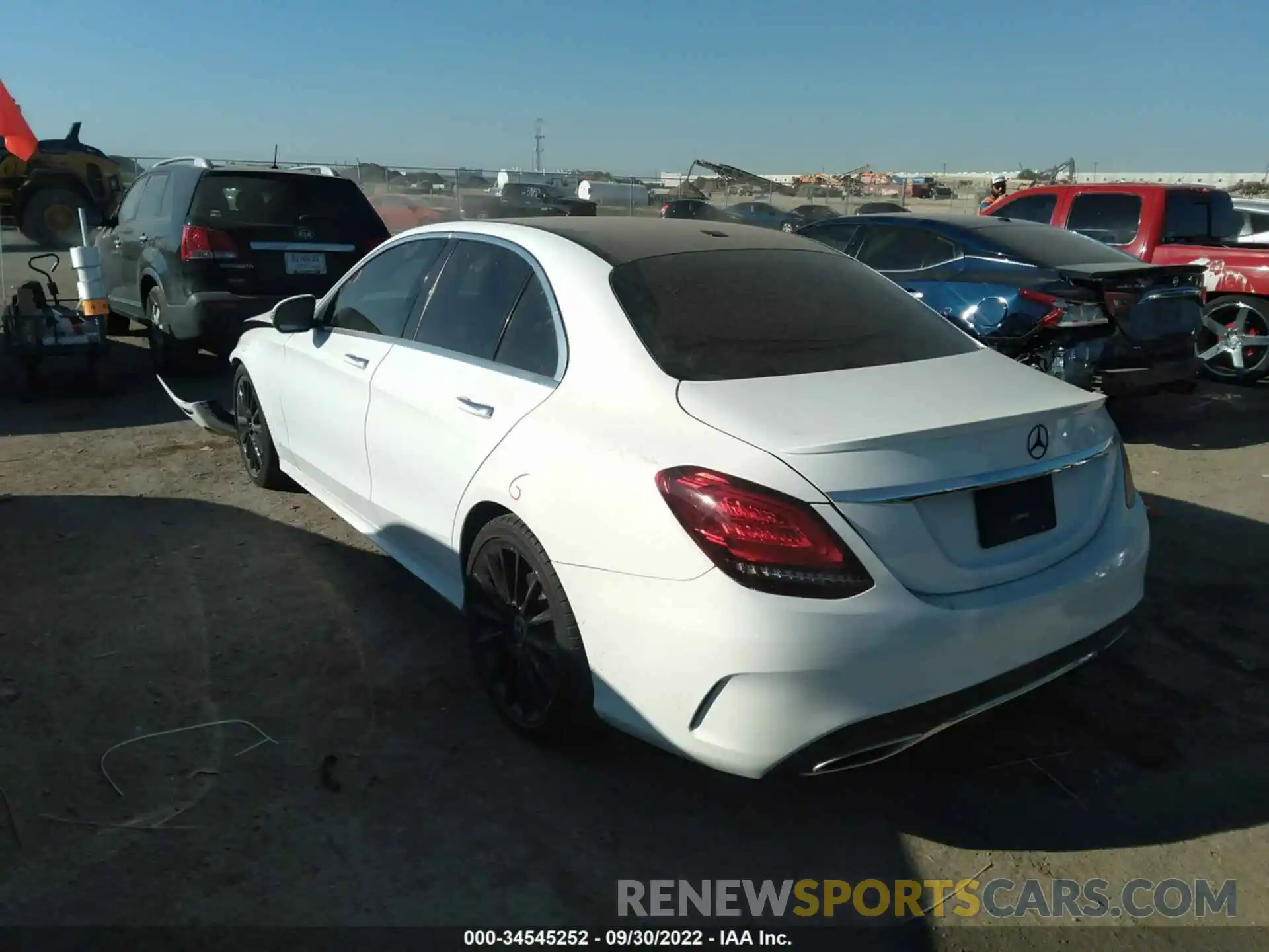 3 Photograph of a damaged car 55SWF8DBXLU323513 MERCEDES-BENZ C-CLASS 2020