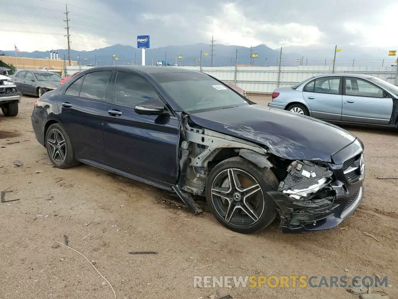 4 Photograph of a damaged car 55SWF8EB3LU327756 MERCEDES-BENZ C-CLASS 2020