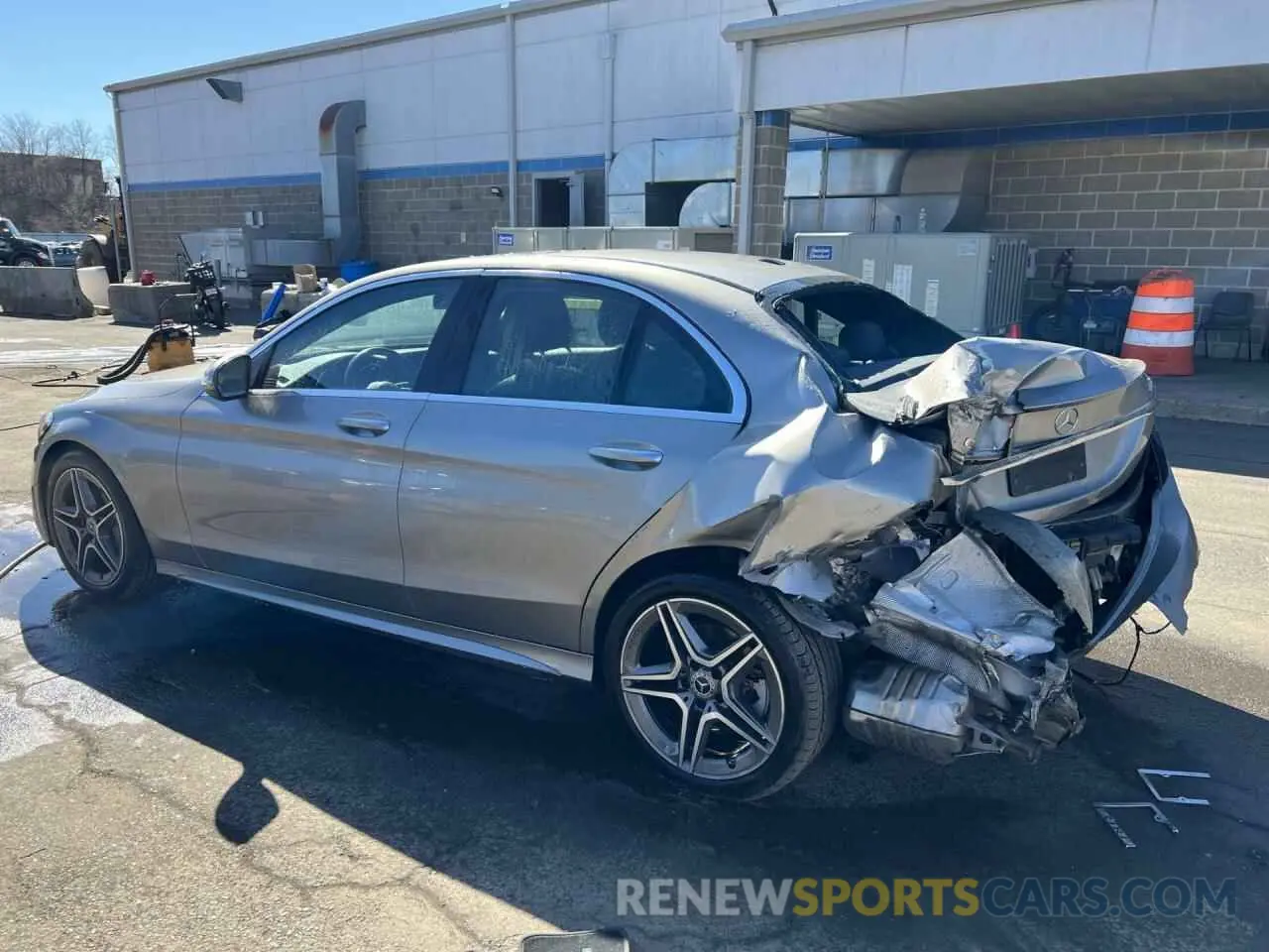 2 Photograph of a damaged car 55SWF8EB5LU325541 MERCEDES-BENZ C-CLASS 2020