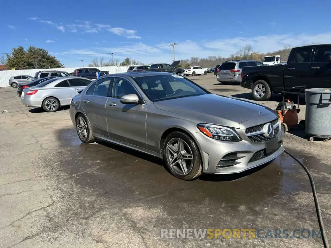 4 Photograph of a damaged car 55SWF8EB5LU325541 MERCEDES-BENZ C-CLASS 2020