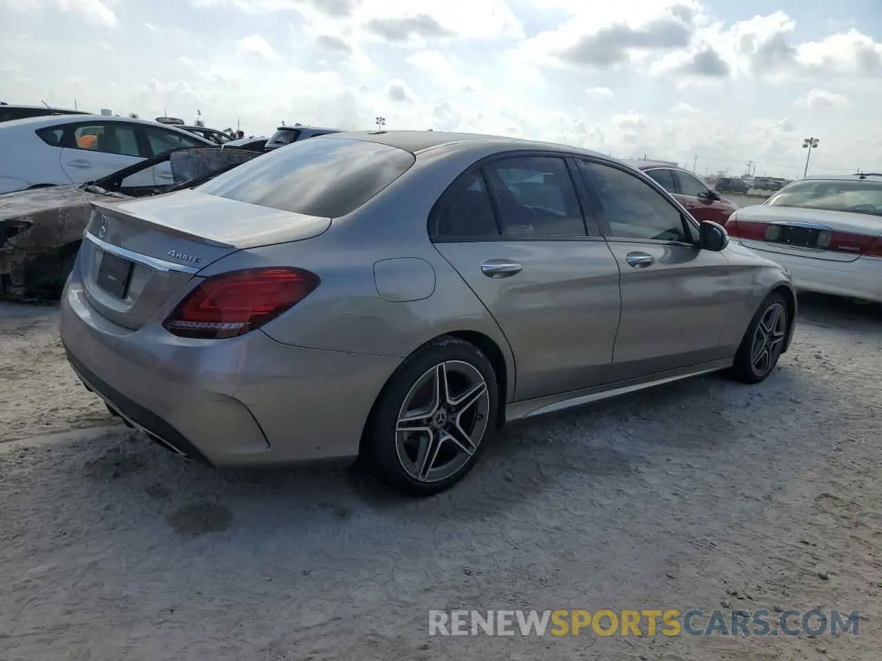 3 Photograph of a damaged car 55SWF8EBXLU323980 MERCEDES-BENZ C-CLASS 2020