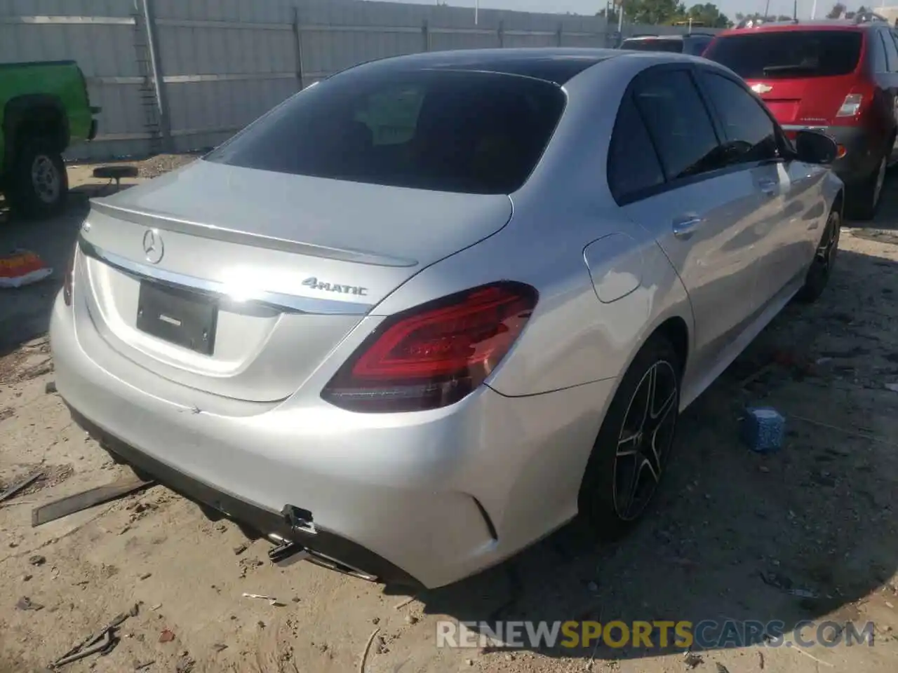 4 Photograph of a damaged car 55SWF8EBXLU324451 MERCEDES-BENZ C-CLASS 2020