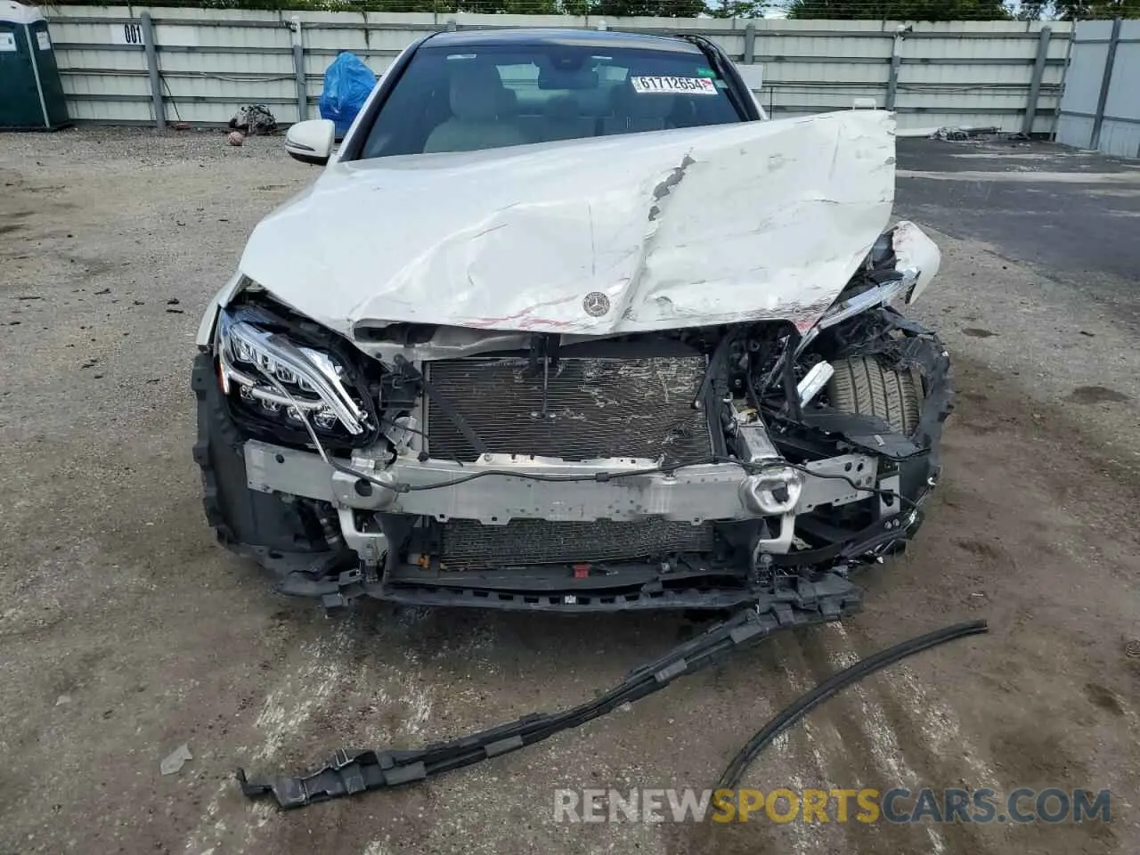 5 Photograph of a damaged car 55SWF8EBXLU325177 MERCEDES-BENZ C-CLASS 2020