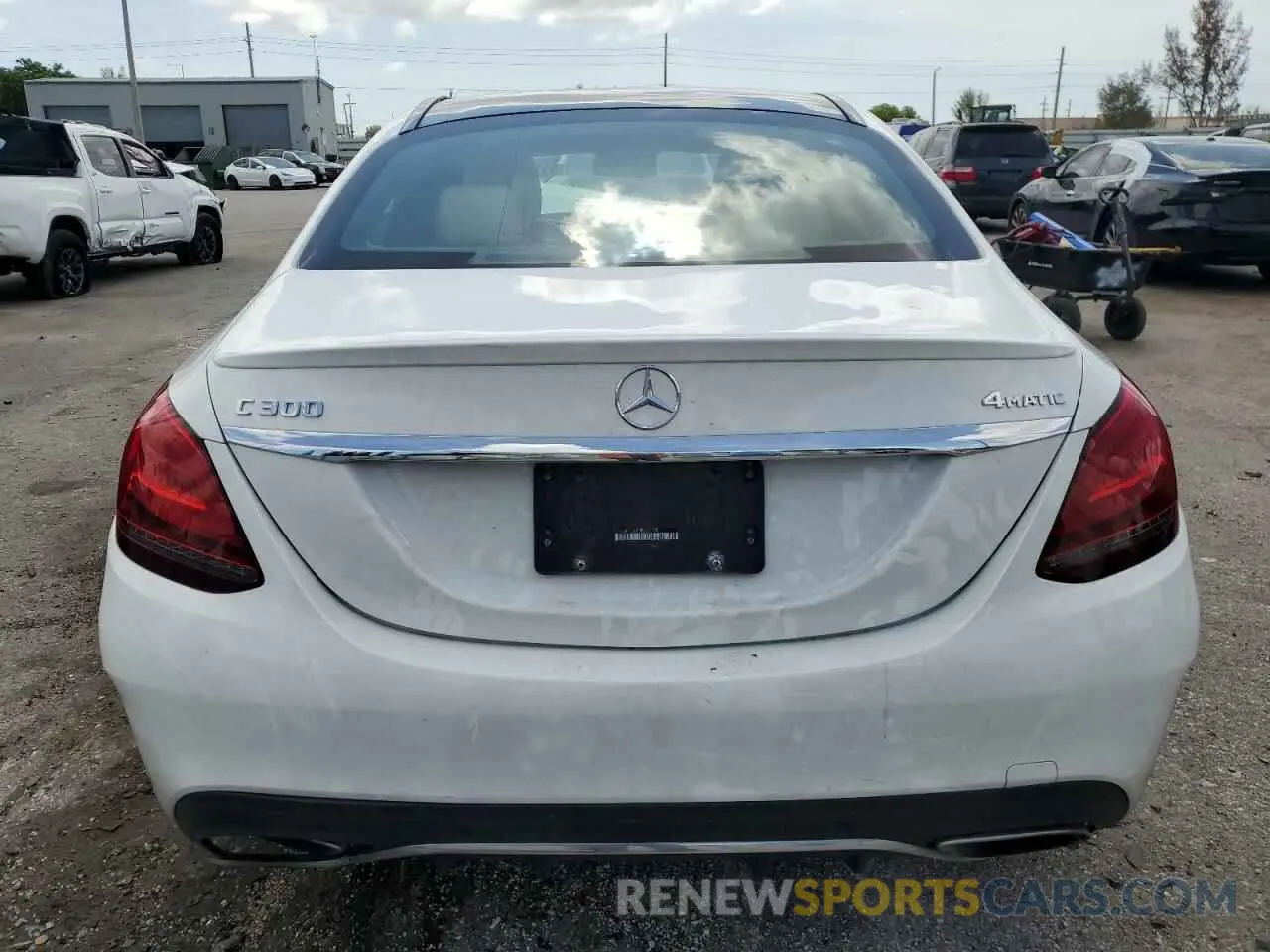 6 Photograph of a damaged car 55SWF8EBXLU325177 MERCEDES-BENZ C-CLASS 2020