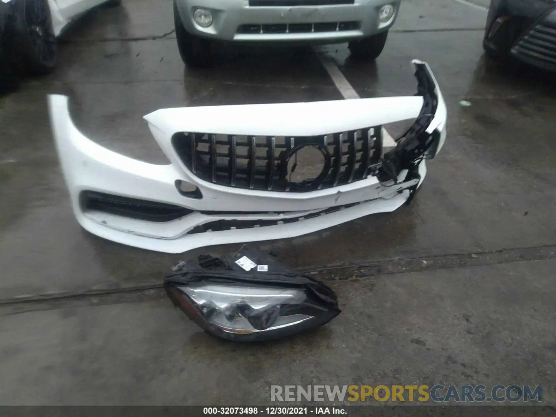 12 Photograph of a damaged car 55SWF8HB0LU332229 MERCEDES-BENZ C-CLASS 2020