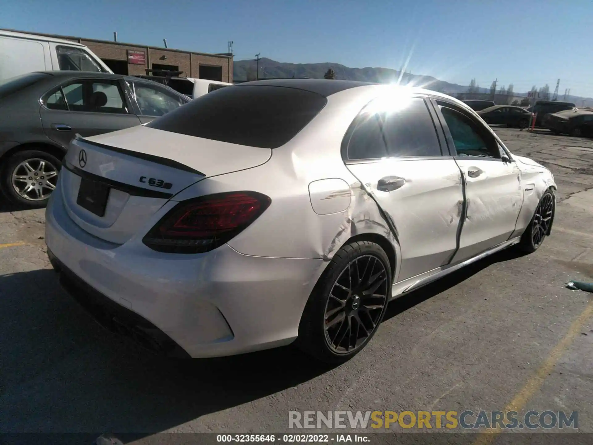 4 Photograph of a damaged car 55SWF8HB6LU333708 MERCEDES-BENZ C-CLASS 2020