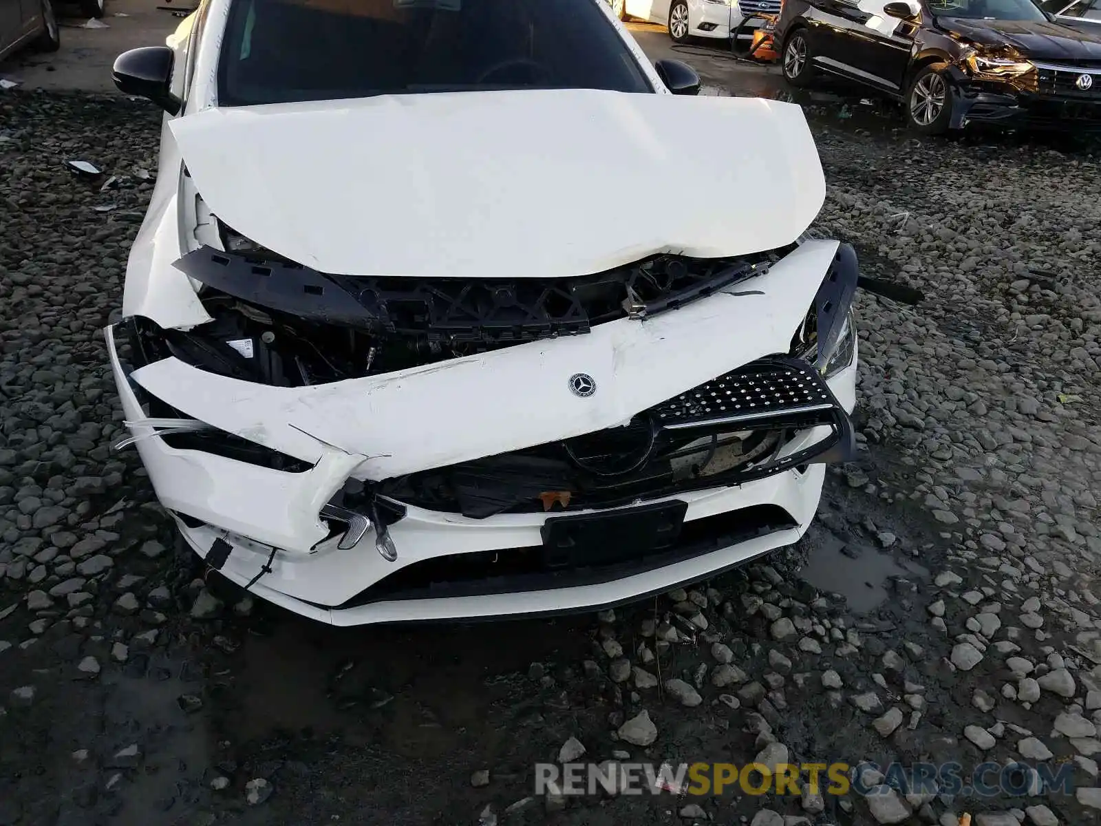 9 Photograph of a damaged car W1K5J4HB1LN103425 MERCEDES-BENZ C CLASS 2020