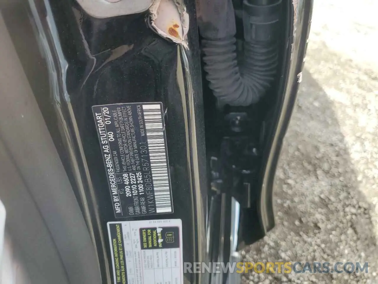 12 Photograph of a damaged car W1KWF8DB5LR571301 MERCEDES-BENZ C-CLASS 2020