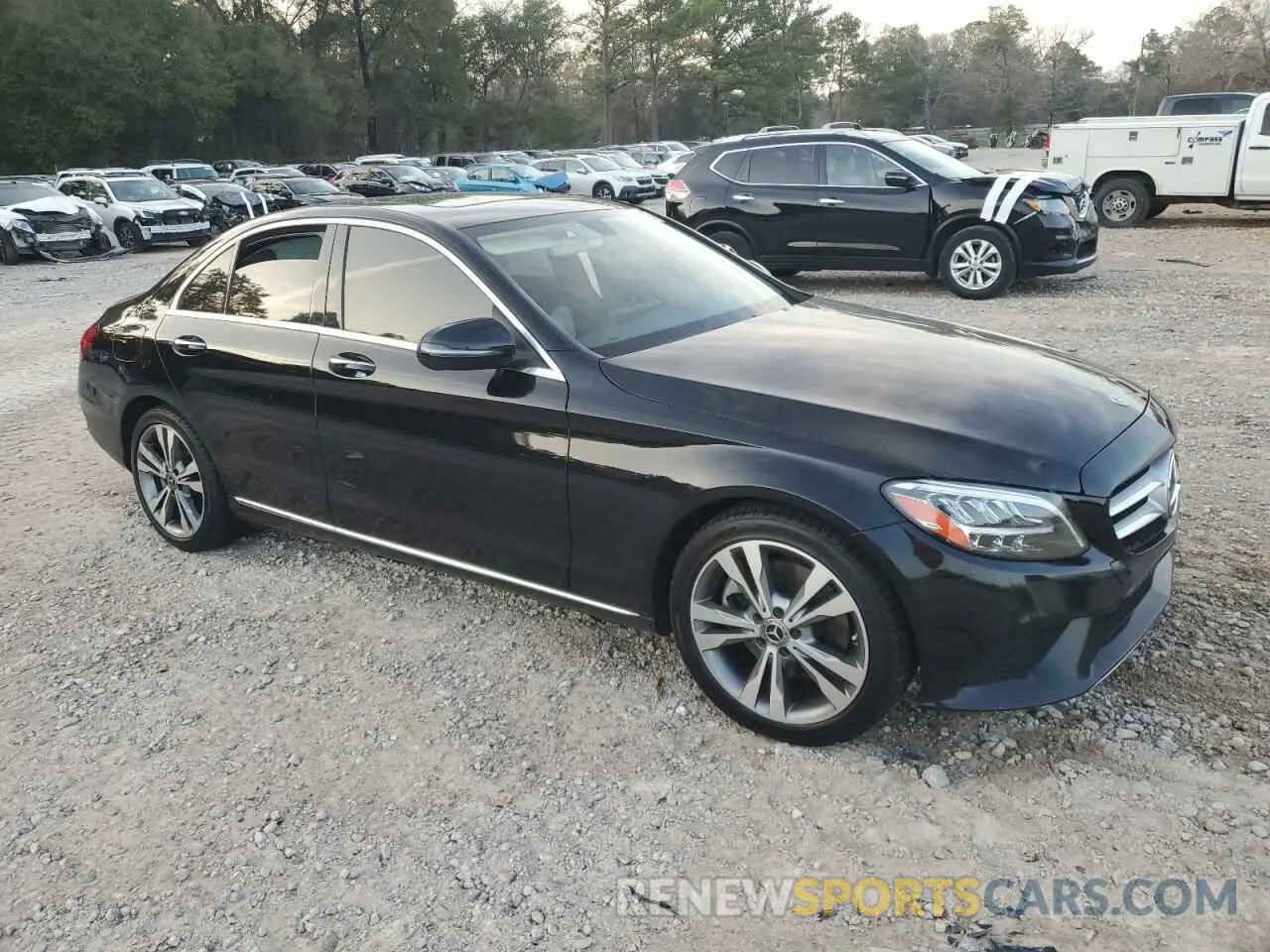4 Photograph of a damaged car W1KWF8DB5LR574103 MERCEDES-BENZ C-CLASS 2020