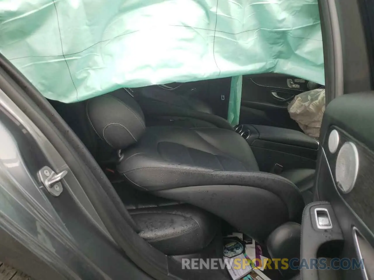 10 Photograph of a damaged car W1KWF8DB5LR599664 MERCEDES-BENZ C-CLASS 2020