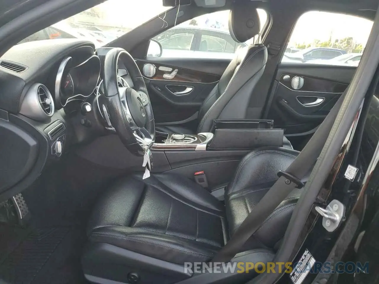 7 Photograph of a damaged car W1KWF8DB6LR595025 MERCEDES-BENZ C-CLASS 2020