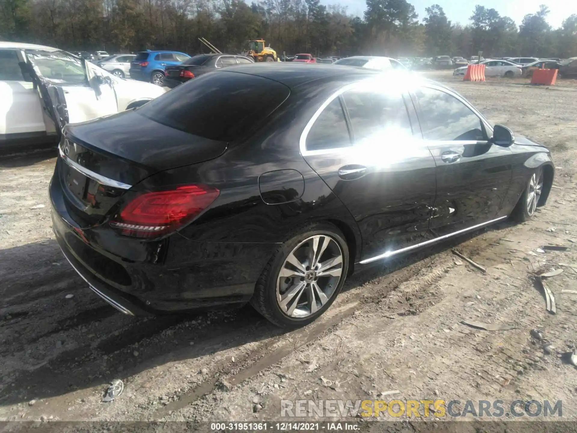 4 Photograph of a damaged car W1KWF8DB7LR576855 MERCEDES-BENZ C-CLASS 2020